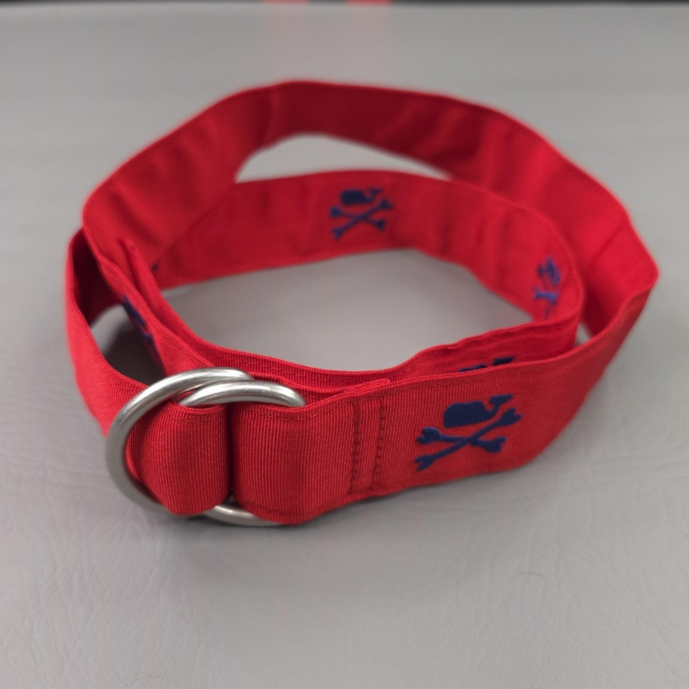 Vineyard Vines Belt Mens Medium Red Whale Skull D Ring Buckle Nautical Webbing